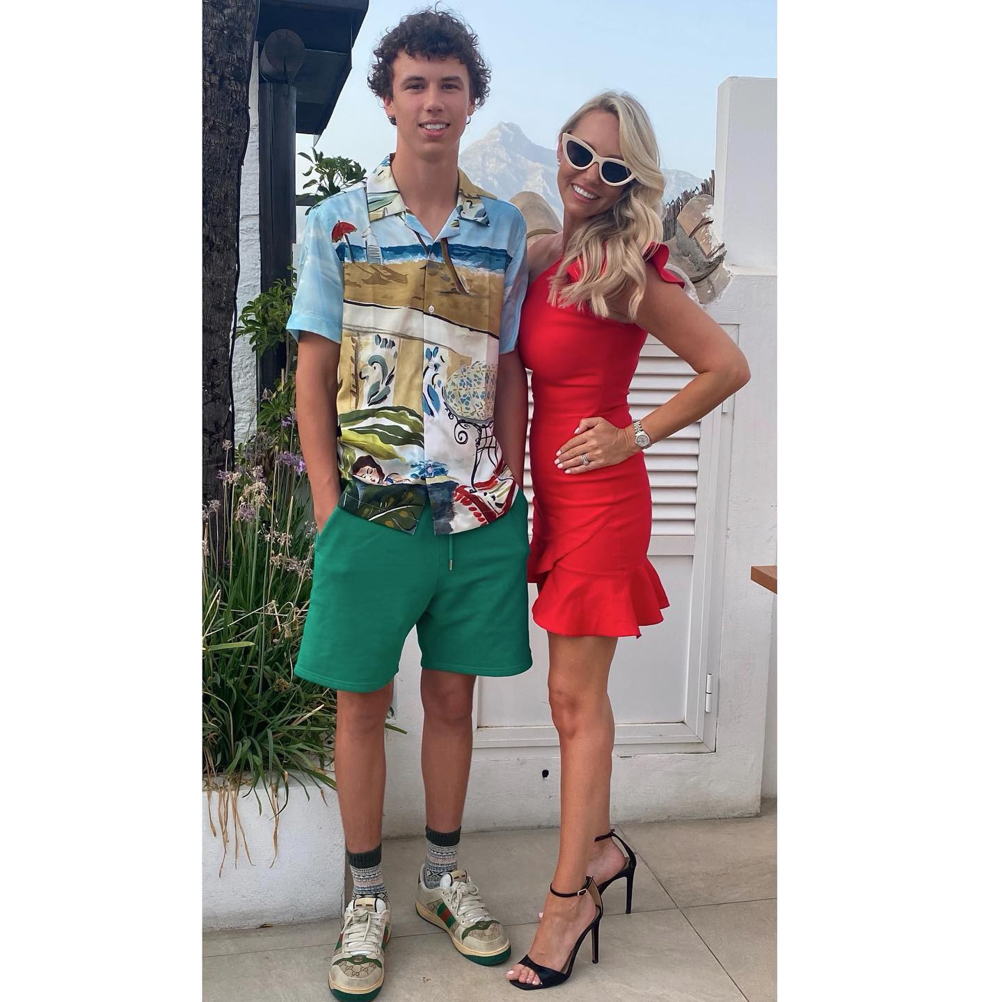 Instagram Post 19:33 Thursday 8th May 2025